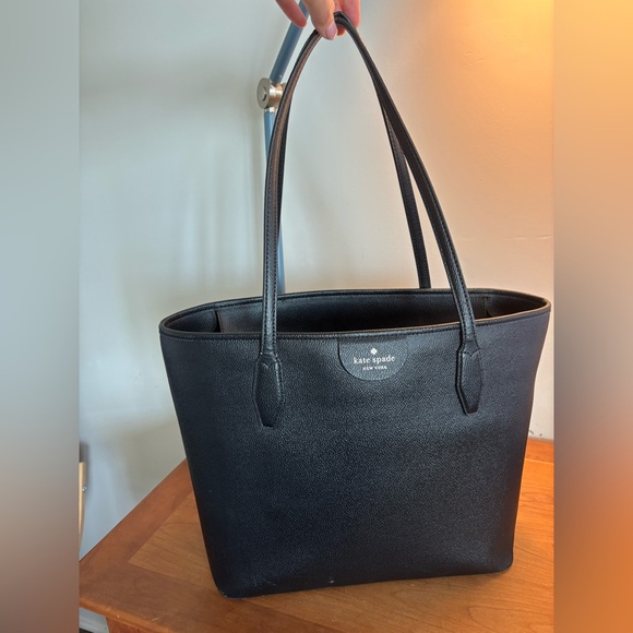 kate spade Handbags - Kate Spade Classic Black Tote